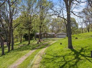 811 Rose Mary Hill Dr, Pittsburgh, PA 15239