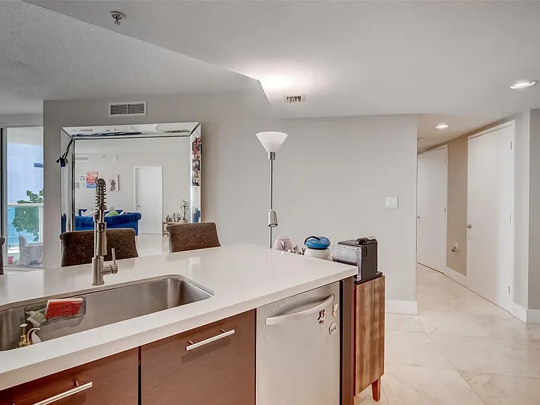 150 Sunny Isles Blvd #601 — Photo 4