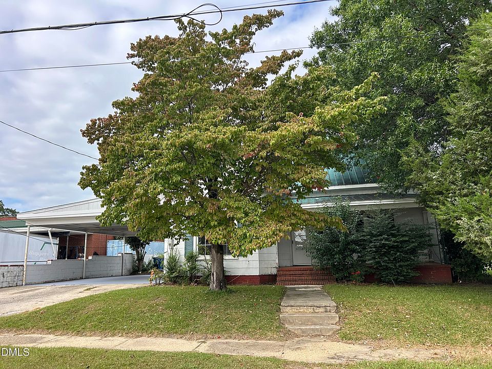 1st image of 209 E Harnett St