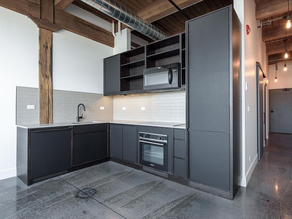 1st image of 2060 N Southport Ave #310
