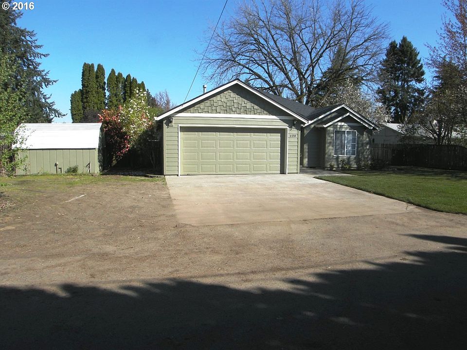 1st image of 600 SE 18th Ave