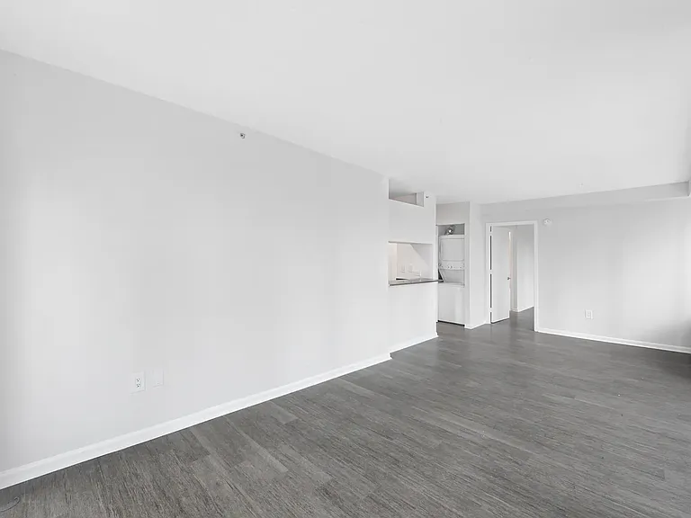 408 E 92nd St #28E — Photo 5