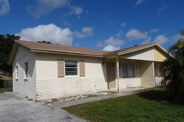 1st image of 5791 S 38th Ct