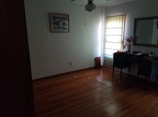 8 Judson St, Portsmouth, RI 02871