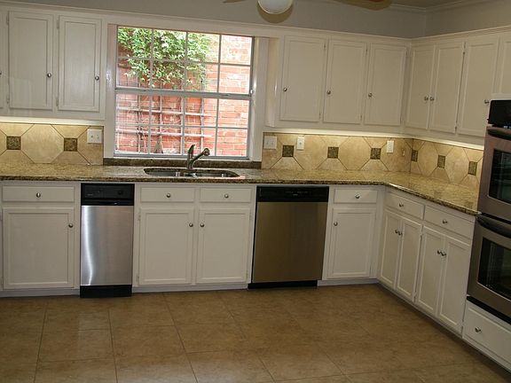 Newly Updated Kitchen