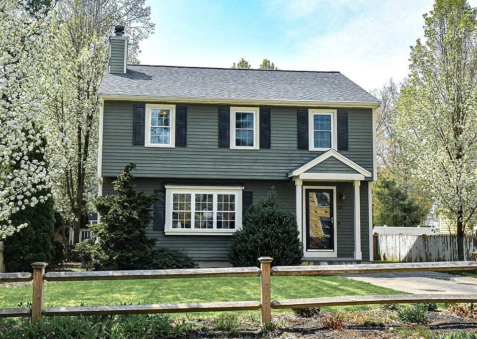 1st image of 37 Great Lake Dr