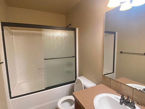 5th image of 630 S 36th Ave #2