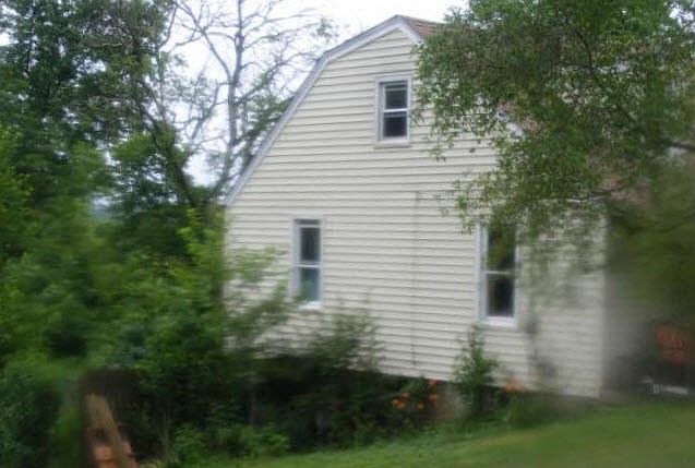 2nd image of 3348 Kleeman Rd