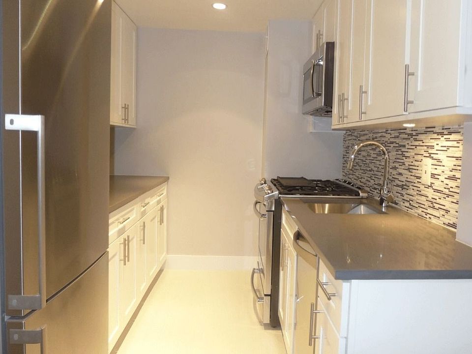 1st image of 301 E 47th St APT 10E
