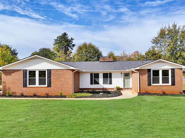6012 State Park Rd, Travelers Rest, SC 29690