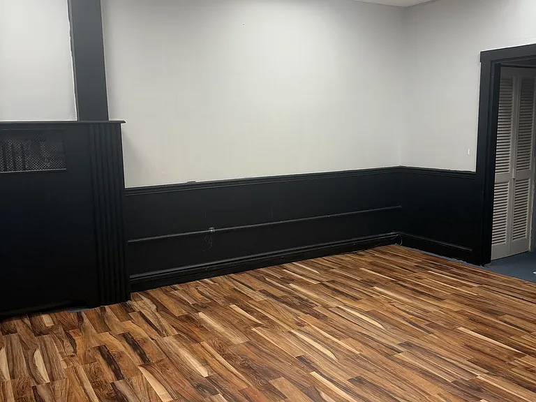 336 W King St #1 — Photo 1
