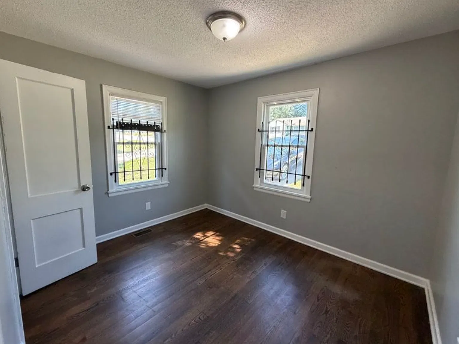 2 bed, 800 sqft, $1,550 — Photo 2