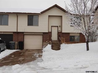 450 Crane Ave, Evanston, WY 82930