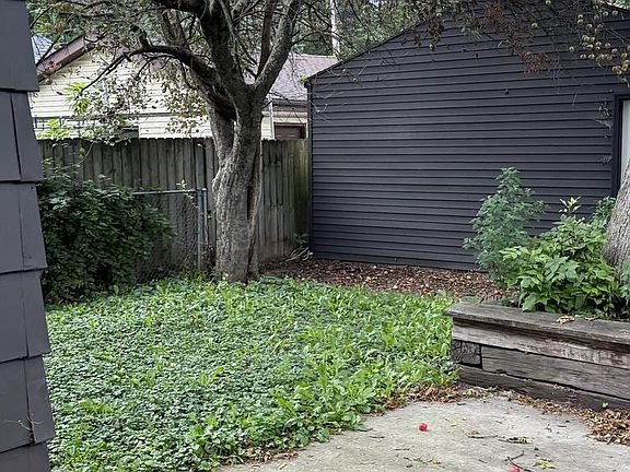 3rd image of 5368 N 39th STREET