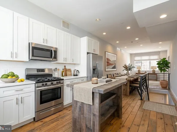 2017 E Hazzard St, Philadelphia, PA 19125