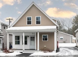 22 Mickelson Ln #22, Bedford, MA 01730