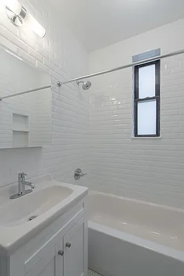 Rented by Compass | media 27