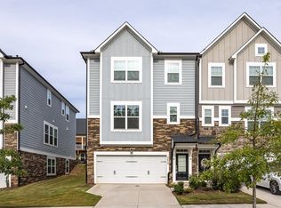 8413 Garnet Rose Ln, Raleigh, NC 27615