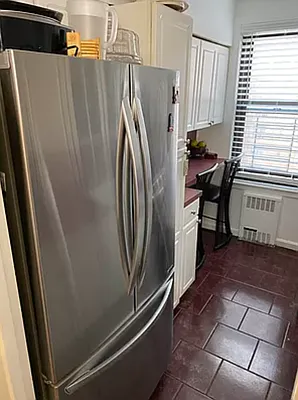 Sold by REINA PROPERTY GROUP CORP | media 46