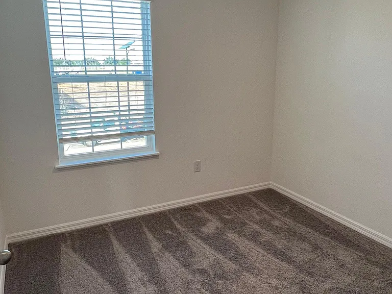 32162 Pond Apple Bnd — Photo 10