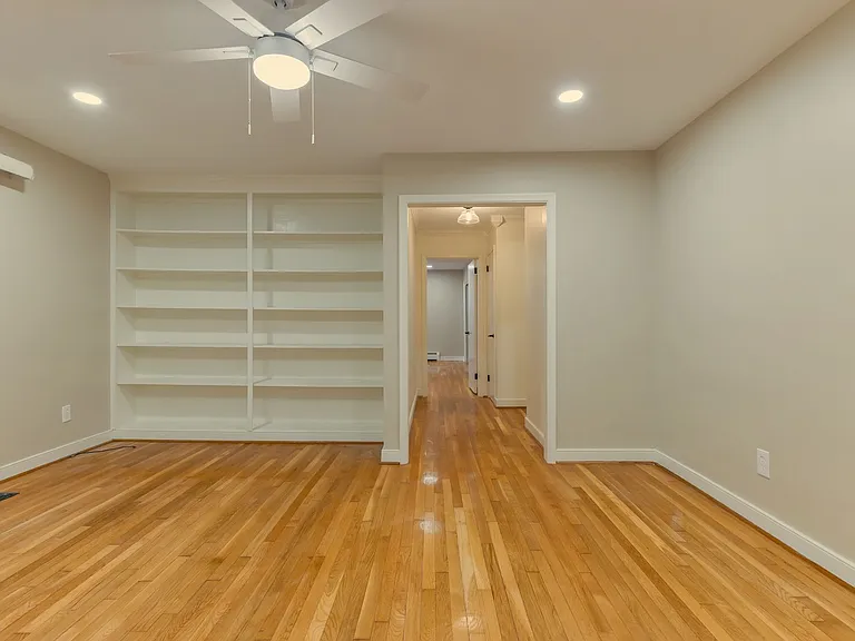 114 Richards Rd — Photo 18