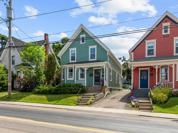 26 Euston St, Charlottetown, PE C1A 1V8