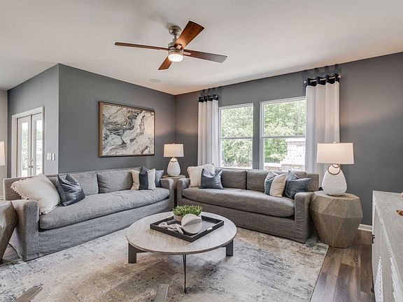 Enjoy the open floorplan concept, ideal for entertaining on any occasion.