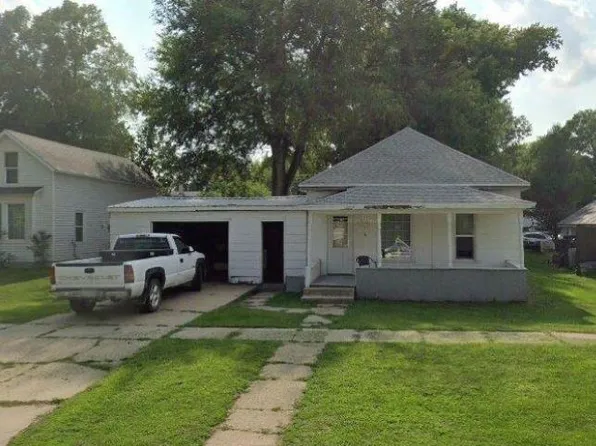 210 S King St, Plainview, NE 68769