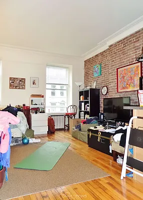 Rented by City Connections Realty | media 11