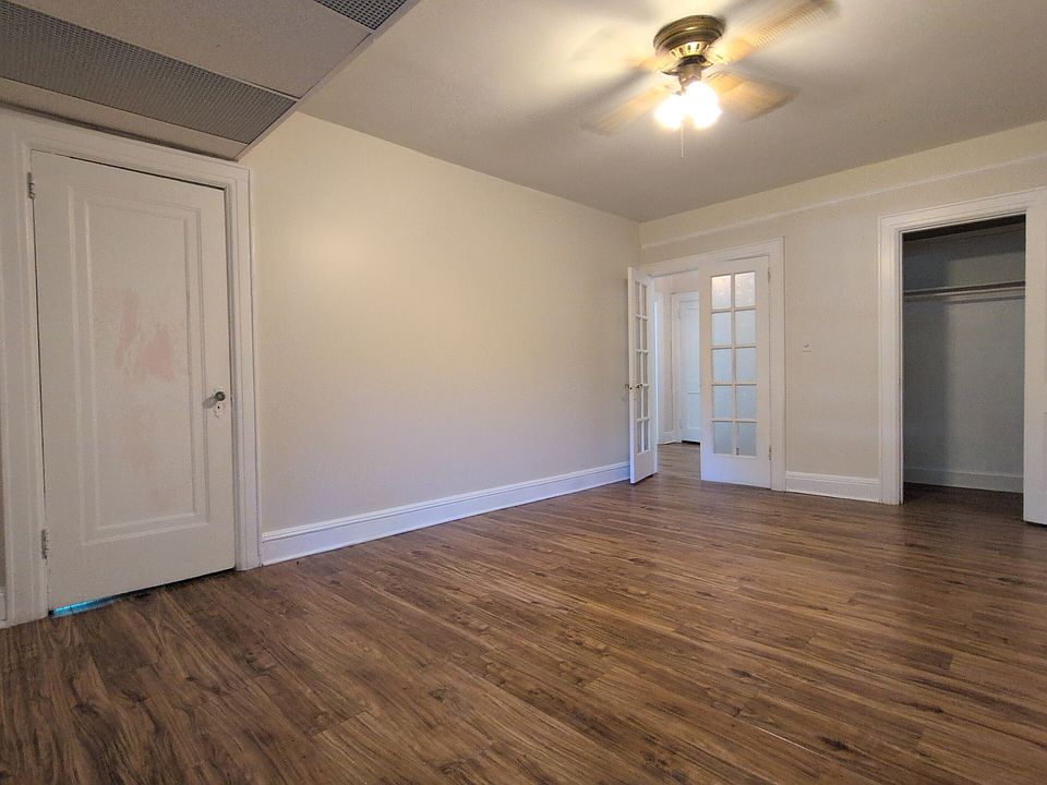 1st image of 218 Broad Ave APT Bb