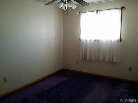5th image of 2565 Genesee St