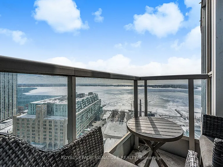 218 Queens Quay W #2303 — Photo 30