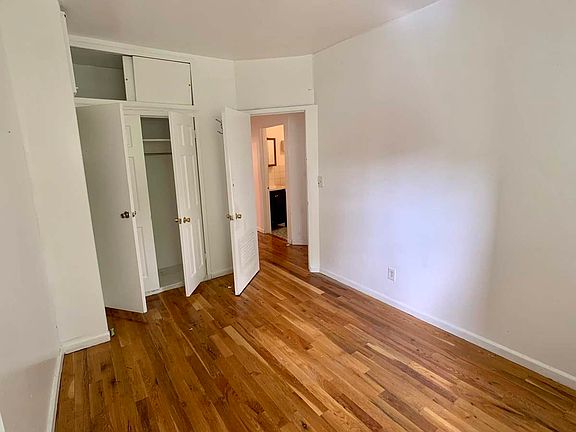 3rd image of 130 S 2nd St #3L