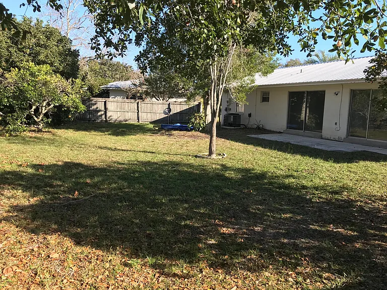 366 Madruga Ave — Photo 12