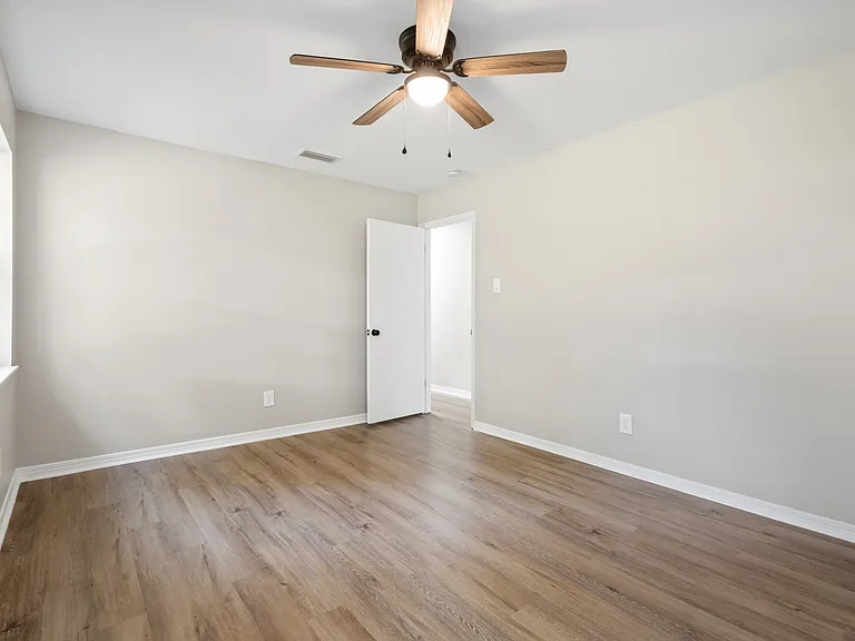 6108 Palomino Dr — Photo 17