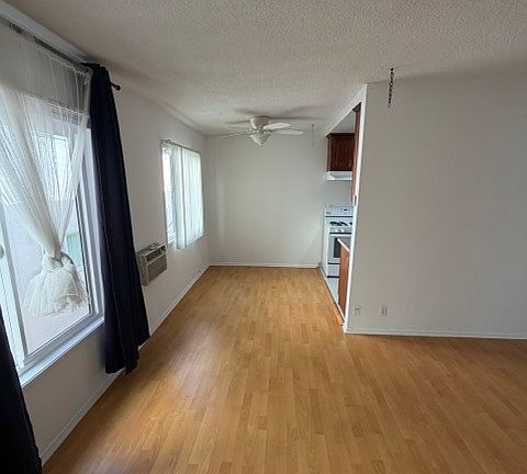 2nd image of 1041 N Ogden Dr