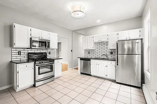 21 Dix St #2 Photo 1