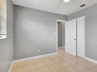 3036 NW 2nd St #1-4, Fort Lauderdale, FL 33311
