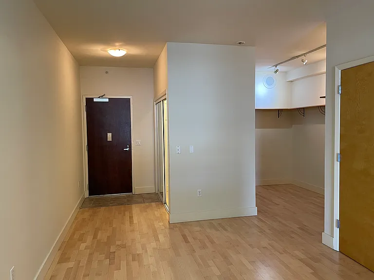 1630 California Street — Photo 27