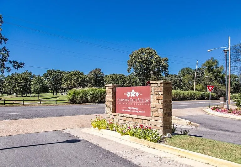Country Club Village — Photo 4