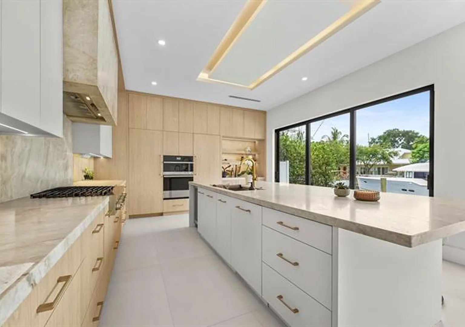 1317 Tangelo Isle # 1317, Fort Lauderdale, FL 33315 — Photo 1