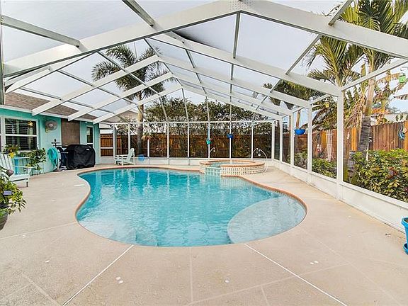 2nd image of 13427 Sorrento Dr