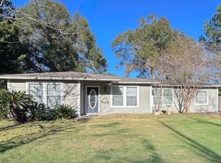 945 Weevil St, Silsbee, TX 77656