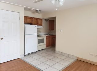 2310 Gabriel Ave APT 5, Zion, IL 60099