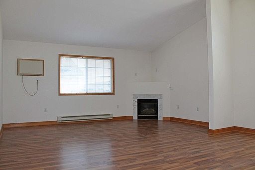 2nd image of 3504 Midvale Dr APT 2