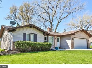 1409 E 140th St, Burnsville, MN 55337
