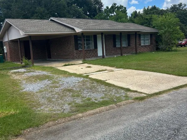 1120 Leigh St, Long Beach, MS 39560