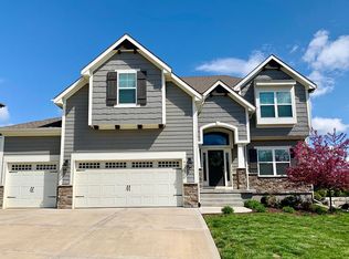 4112 NW 76th St, Kansas City, MO 64151