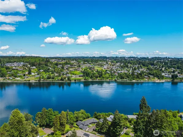 2710 N Lafayette, Bremerton, WA 98312