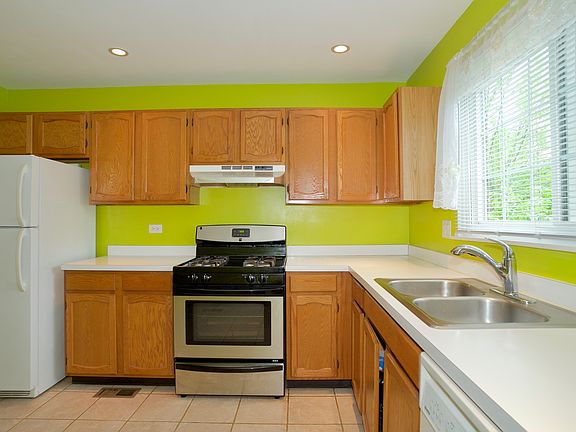 4th image of 2040 Windemere Cir #2040